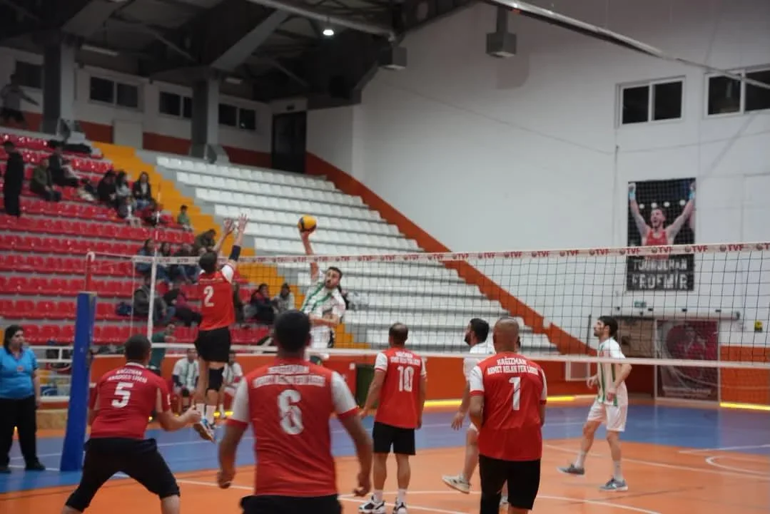 Kamu Spor Oyunları’nda voleybol heyecanı başladı
