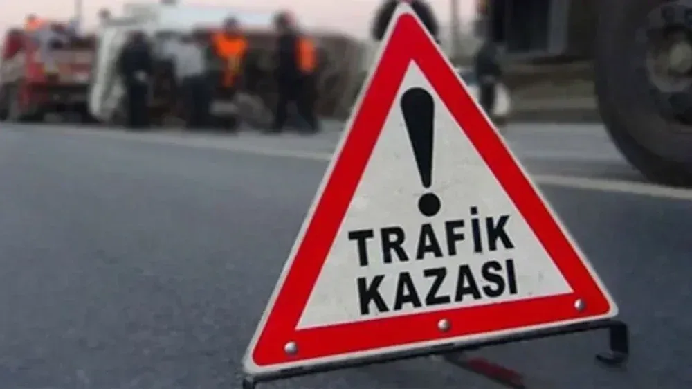 Afyonkarahisar’da iki otomobil çarpıştı: 4 kişi hayatını kaybetti