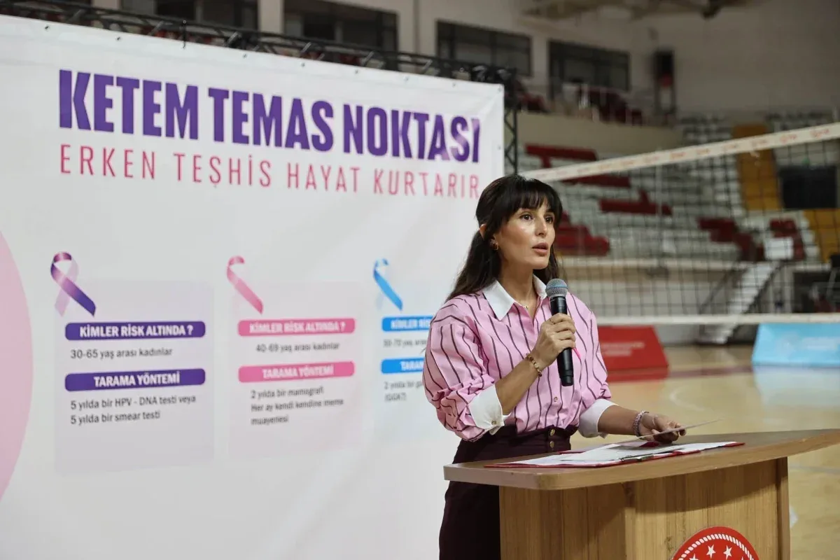 Sivas’ta meme kanserine karşı farkındalık için sahaya çıktılar