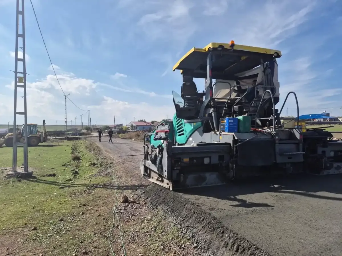 Kars’ta Büyükaküzüm Köyü’nün 4,8 kilometrelik beton yol projesi tamamlandı