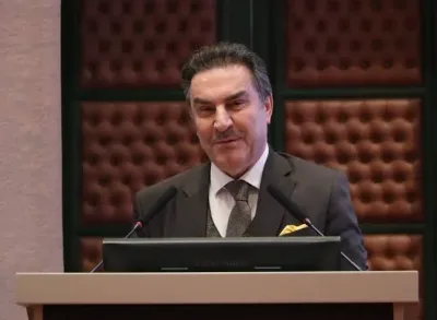 Prof. Dr. Zakir Avşar: "Yapay zekâ insanlığın sonunu mu getirecek?"