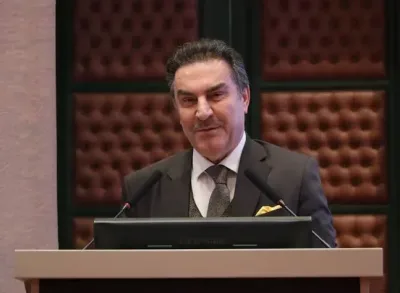 Prof. Dr. Zakir Avşar: "Ponzi’den Saadet Zincirlerine, Dolandırıcılığın Değişmeyen Tekerrürü"